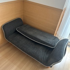 ソファの画像