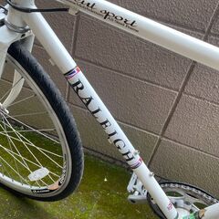 リサイクルショップどりーむ荒田店　No491 クロスバイク　RALEIGH　ラレー　トレントスポーツ　２６インチ　ギア内装８段変速　小柄な方や女性でも乗れるサイズ♪　ビンテージ調でお洒落なデザイン♪の画像