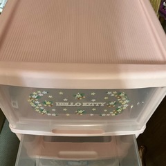 キティの3段引き出しの画像