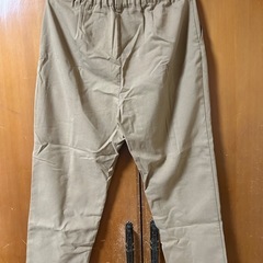 earth music & ecology premium labelチノパンの画像