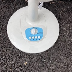 扇風機　汚れ有りますが使えますの画像