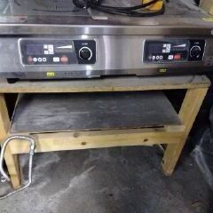 神戸市北区より　業務用IHコンロ　タニコーTIH-55NI　引き取り限定の画像