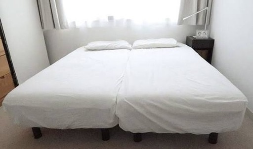 無印良品脚付きマットレス　スモール2台　クイーンサイズ