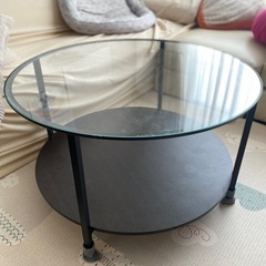 IKEA ガラス丸テーブルの画像