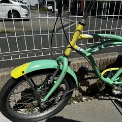  タイヤの空気ないです！クルーザータイプ の自転車の画像