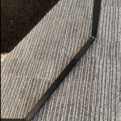 茶色のイスの画像