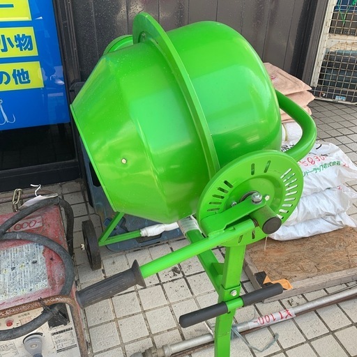 コンクリートミキサー