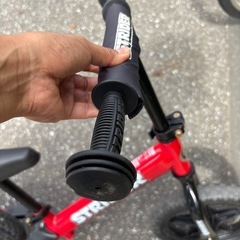 ストライダー　赤
の画像