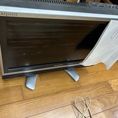 ジャンク品　テレビとパソコンモニターの画像