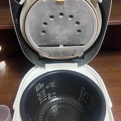 HITACHI IHジャー炊飯器　圧力&スチームの画像
