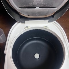 HITACHI IHジャー炊飯器　圧力&スチームの画像