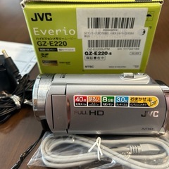 JVC Everio GZ-E220 ビデオカメラ 本体の画像