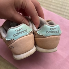 【ニューバランス】13センチ　ベビーピンク　の画像