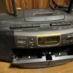 今では貴重なラジカセ　aiwaの画像