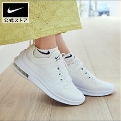 NIKE  レディースの画像