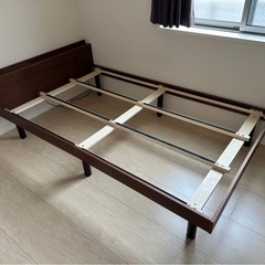 セミダブル　ベッドフレームの画像