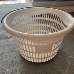 洗濯カゴの画像
