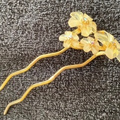 髪飾り　ヘアアクセサリー　結婚式　成人式　卒業式の画像