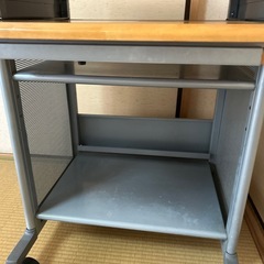 無料です！パソコンラック！ の画像