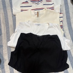 レディース　服　11点まとめて　Mサイズ
の画像
