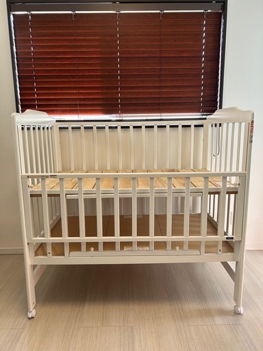 KATOJI ベビーベッド　ハイタイプ　白