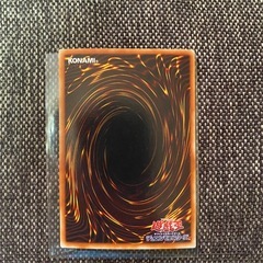 遊戯王ブラックマジシャンの画像