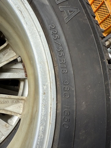 YOKOHAMA225/55R1898QIG50冬タイヤ