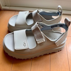 UGGサンダル　グレー　24センチの画像