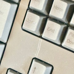 REALFORCE 高級静電容量無接点方式キーボード R2A-JP4-BKの画像