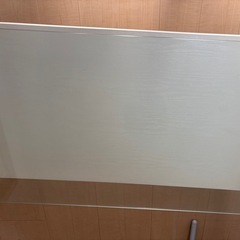 モダンガラスセンターテーブルの画像