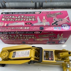 国産油圧フロアージャッキ 2.25t の画像