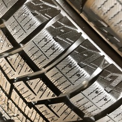 175/65R14 スタッドレスタイヤ取り付け無料の画像
