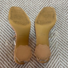 ヒールサンダル　24.5 グレイルの画像