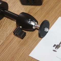 ライティングレール吊下げ用プロジェクターハンガー コンセントアダプター付属 耐荷重5kgの画像