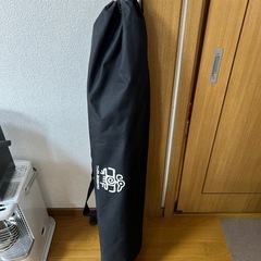 アウトドアテーブルの画像
