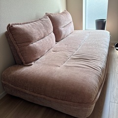 ソファ(3人掛け可能)の画像