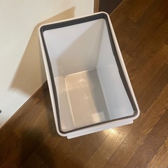 ゴミ箱の画像