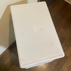 ゴミ箱の画像