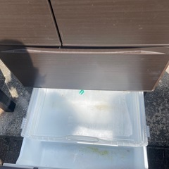三菱　5ドア冷蔵庫　605L  2014年製の画像
