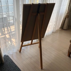 【大型】木製イーゼルの画像