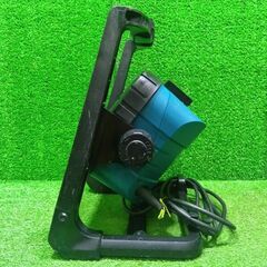 マキタ makita ML805 充電式LEDライト【船橋馬込店】【店頭取引限定】【中古】管理番号：ITZZS67B011Cの画像