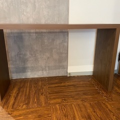 美品！木目調デスクの画像