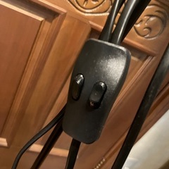 イケア　トーガルプ　スタンドライト　電球付の画像