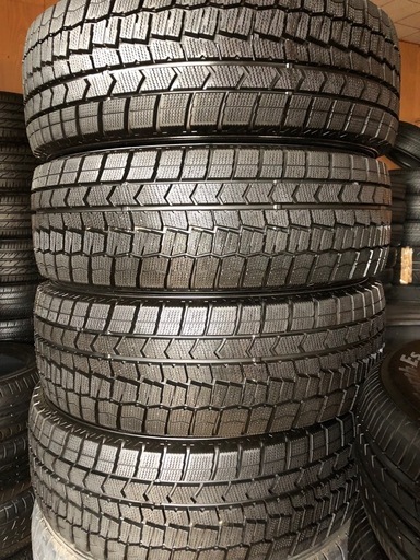 205/60R16 スタッドレスタイヤ取り付け無料