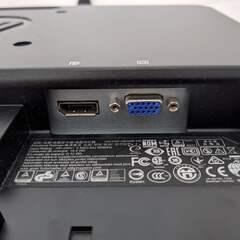 HP P222va 21.5インチ非光沢パネル フルHD 1920x1080 モニターの画像