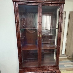 アンティーク　棚　ショーケースの画像