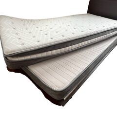 hf250915-008Z ニトリ シングルベッド マットレス付き 970×1970(マットレスサイズ)中古 の画像