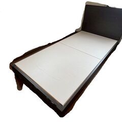 hf250915-008Z ニトリ シングルベッド マットレス付き 970×1970(マットレスサイズ)中古 の画像