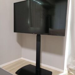 40インチテレビ（テレビスタンド付き）の画像