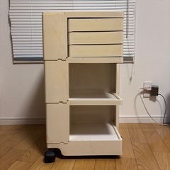 ボビーワゴン　3段3トレイの画像